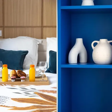 Bluestay 125 - Superb In * Parijs