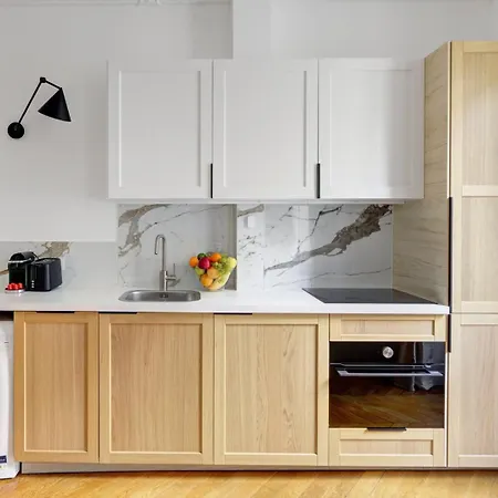 Bluestay 125 - Superb In شقة